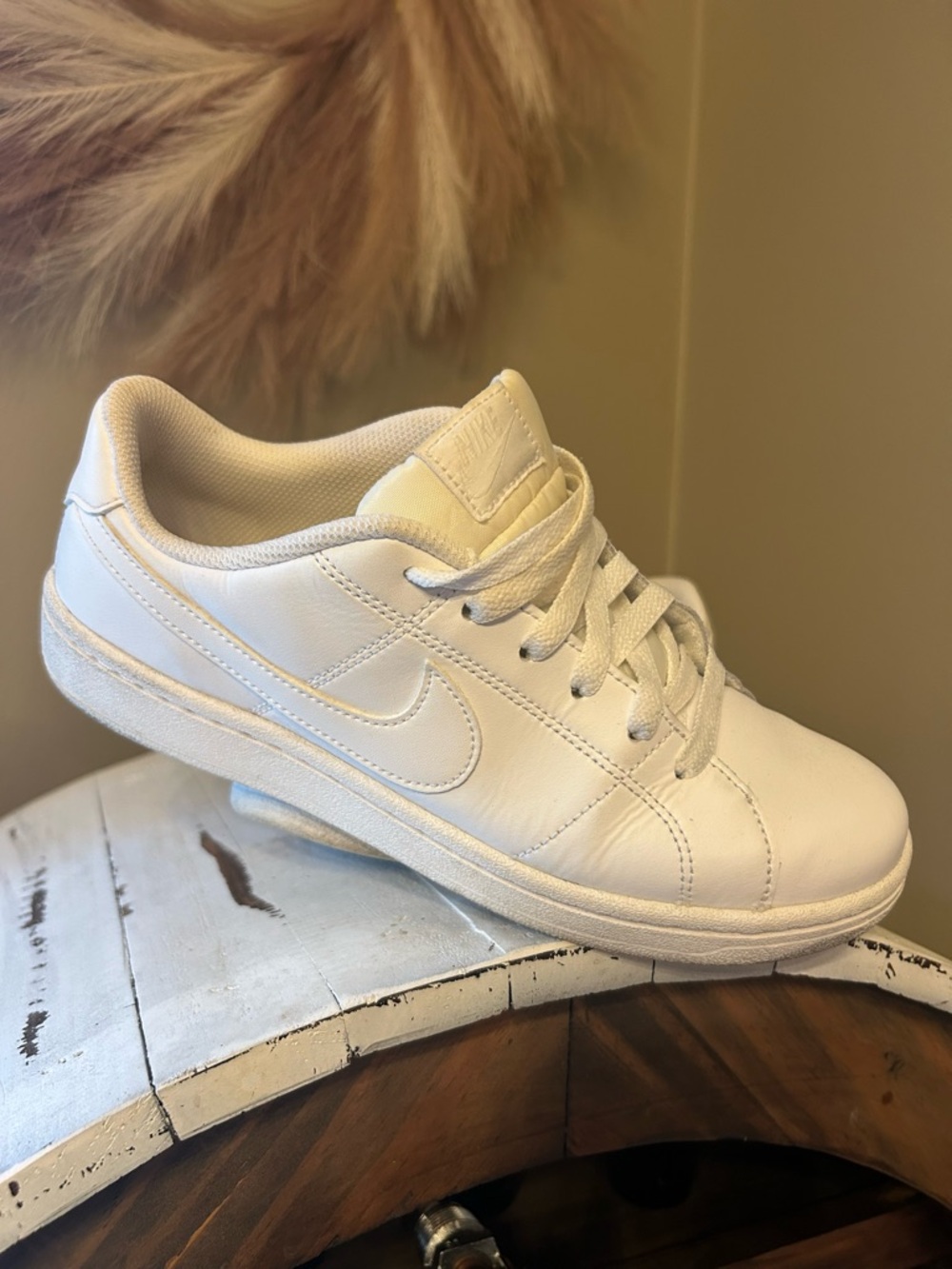 Nike White Court Royale 2 Triple White👟